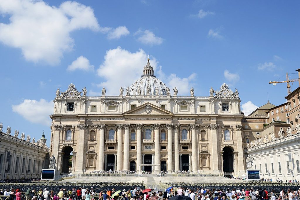 Saint Peter’s Basilica/Basilica di San Pietro